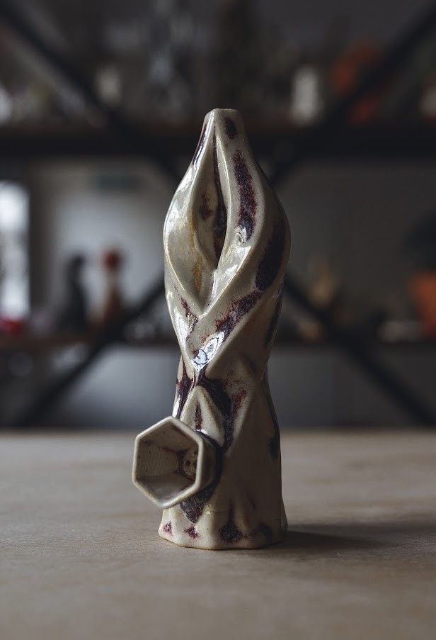 Керамическая трубка ручной работы "Barebone"